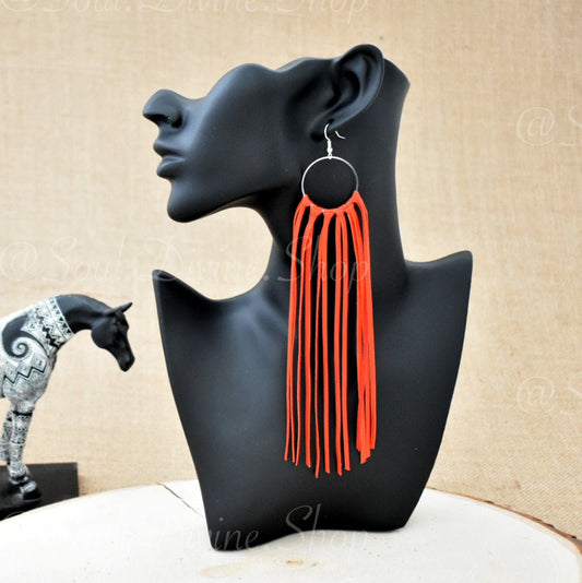 The History of Fringe Earrings and Their Modern Revival - Prairie Buffalo