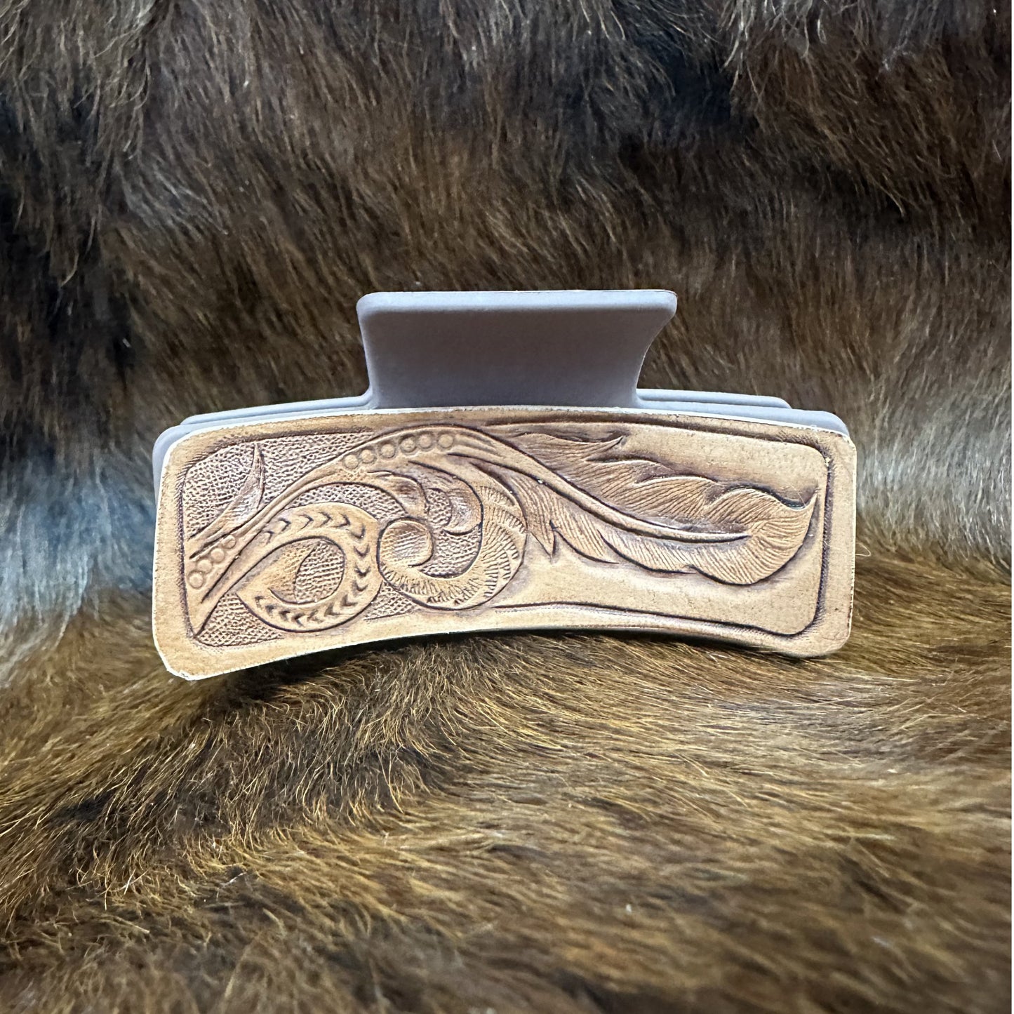 Feather Leather Claw Clip - Prairie Buffalo