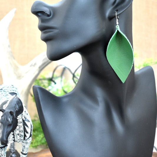 Leather Leaf Earrings Kelly Green - Prairie Buffalo